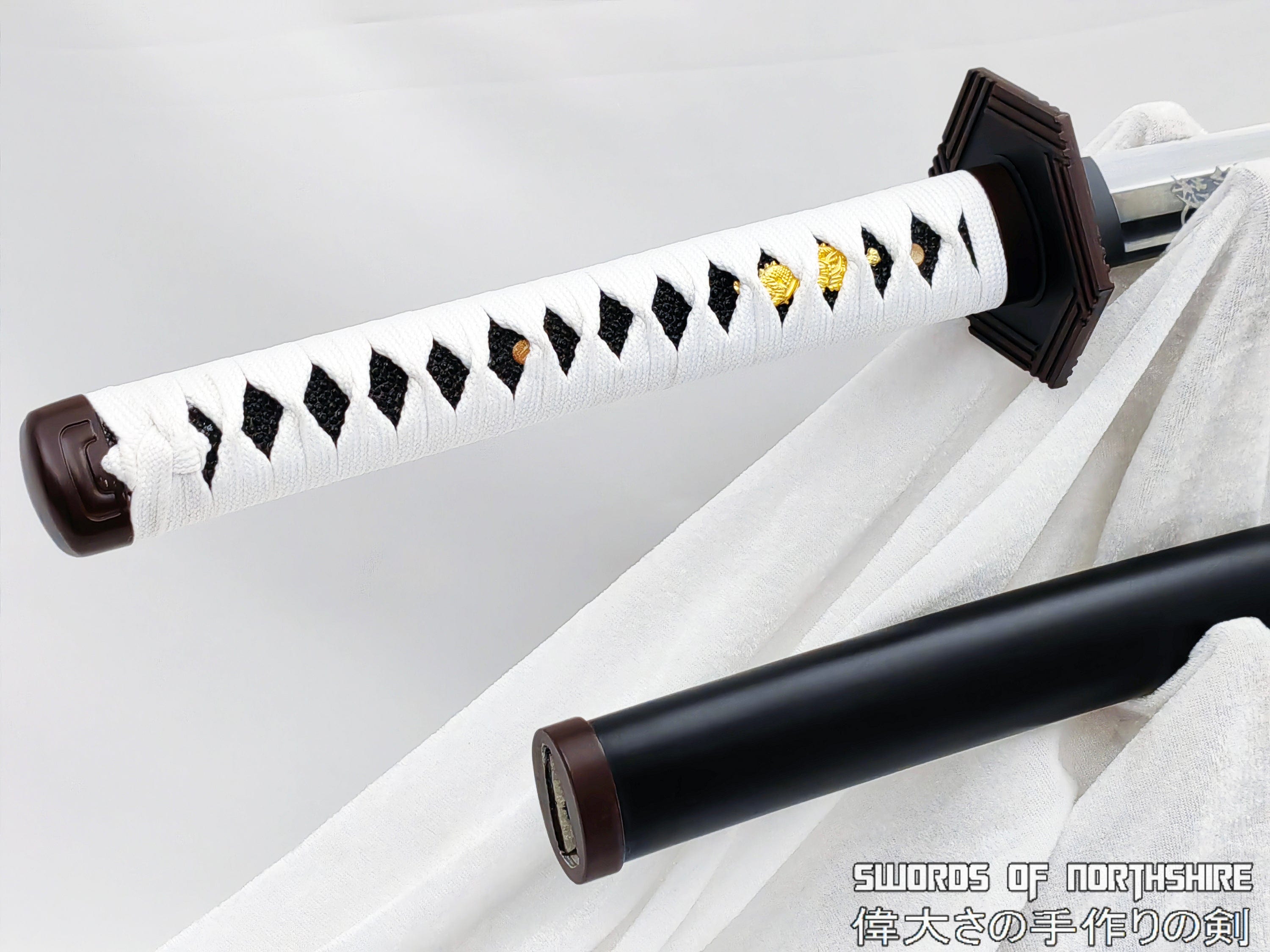 Edgework Imports Demon Slayer Giyu Tomioka 41 Inch Foam Replica Samurai  Sword : Target